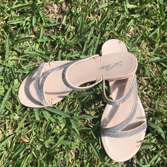 Nude Rhinestone accent sandal ** New** - Picture 3 of 3